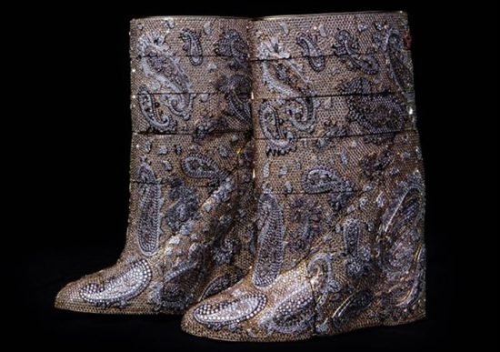 most-expensive-diamond-boots-1-550x387.j