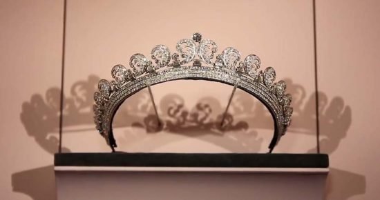 Королевские драгоценности на выставке Cartier