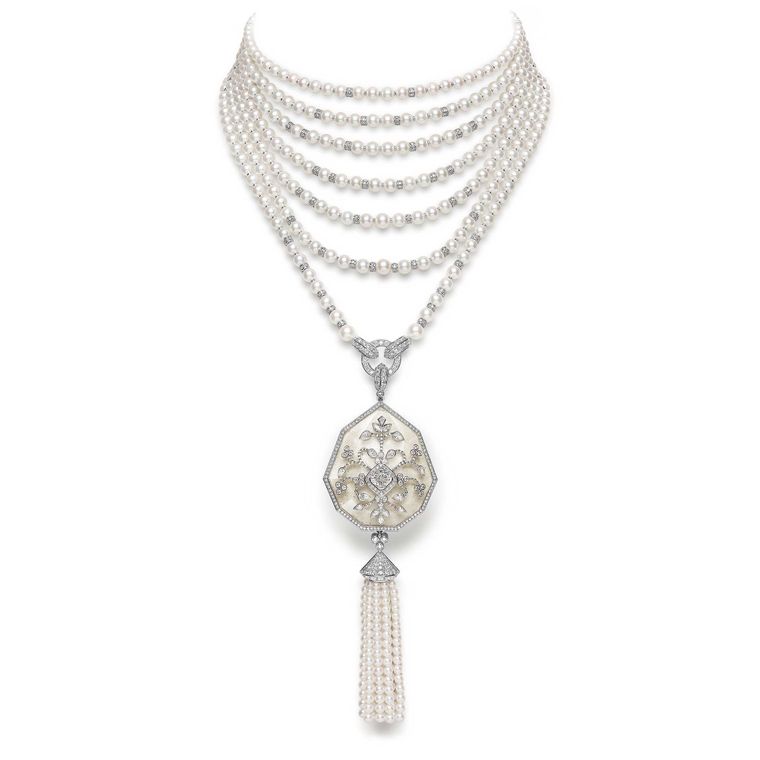 boucheron_nagaur_necklace_with_pearls_and_rock_crystal.jpg--760x0-q80