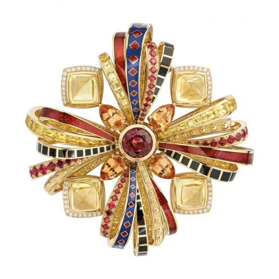 Chanel de Talisman Attirante brooch