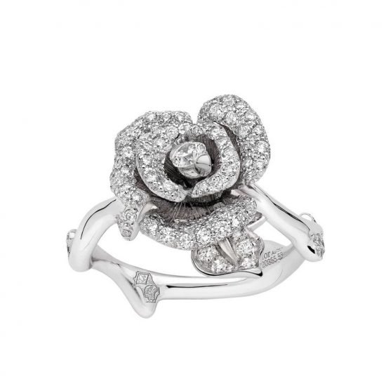 rose_dior_bagatelle_engagement_ring_in_white_gold
