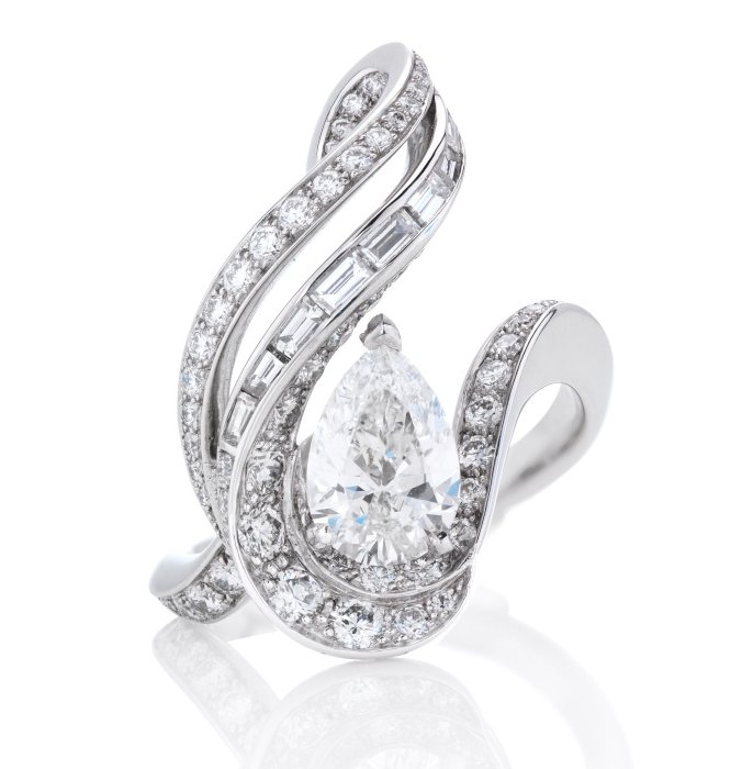 DE-BEERS-collection-Haute-Joaillerie-Imaginary-Nature-Essence-bague-en-diamants
