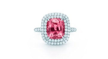 Помолвочное кольцо Tiffany&Co с розовым турмалином