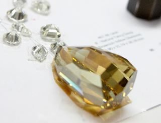 Неформат: серебряные кольца с бриллиантами
