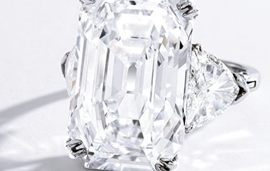 Одним из фаворитов сентябрьского аукциона Sotheby’s выступит бриллиантовое кольцо Harry Winston весом 19.51 карата