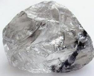 Добыт алмаз (235 карат) на трубке «Юбилейная»