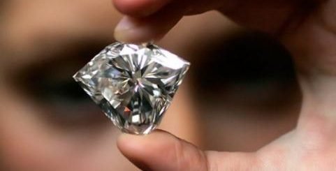 В августе на 3 процента снизился импорт алмазов в Японии