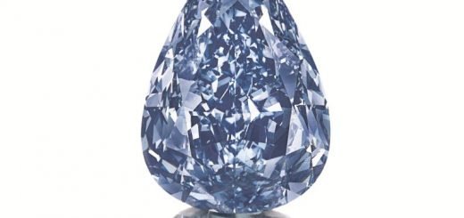 "Кристи" выставит на торги крупнейший в мире безупречный бриллиант "Ярко-голубая фантазия"