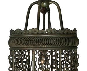 Совершенство: светильник от Tiffany, жемчужина Ларсена - звезды продаж на аукционе Фуллера 4 декабря