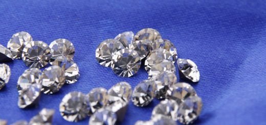 Экспорт драгоценных камней и ювелирных украшений из Индии в мае  упал на 6,9%. Экспорт ограненных и полированных алмазов снизился на 9,34%.