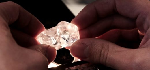 Компания Lucapa добыла пять больших алмазов весом более 10,8 карата каждый на месторождении Луло