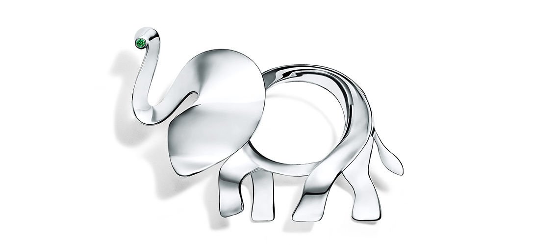 Даутцен Крез надела платиновую брошь со слоном на мероприятие “Save the Elephants”