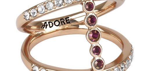 Для сезона осень/зима 2017 компания Adore Jewellery предпочла простой дизайн