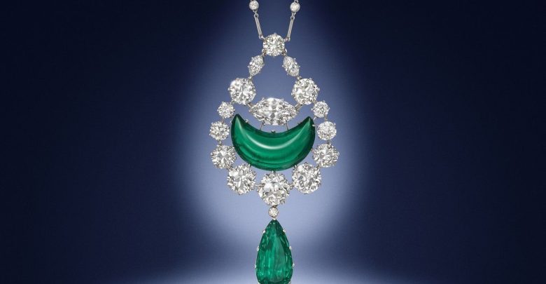 Историческая коллекция изумрудов и бриллиантов продается за 1,9 миллионов фунтов стерлингов