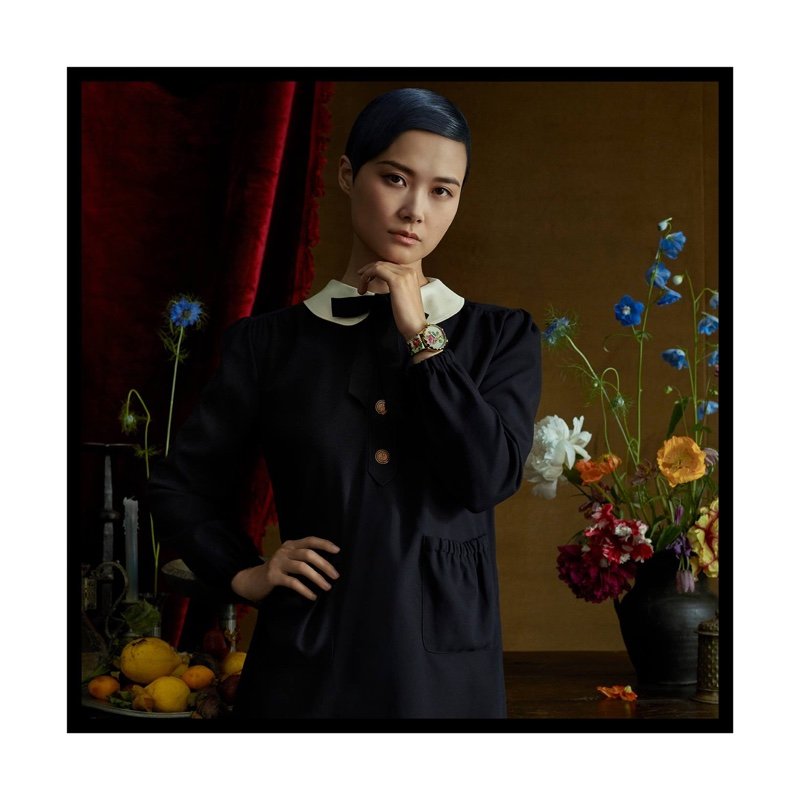 Фото Крис Ли в ювелирных украшениях от Gucci напоминают полотна старинных мастеров