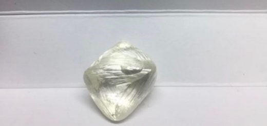 Компания Tango продала 42,26-каратный алмаз с рудника Oena по цене 11 267 долларов за карат