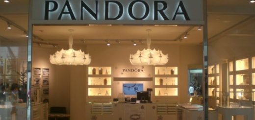 При ограблении ювелирного магазина Pandora были украдены украшения на сумму $500 000
