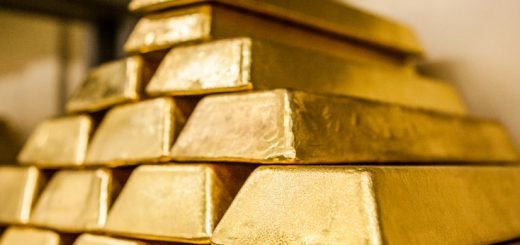 Bloomberg: цена золота приближается к отметке 1500$