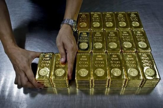 Золото: ситуация в ОАЭ и переговоры США-КНР