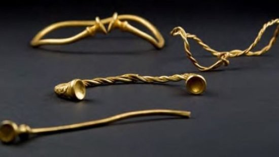 В Британии изготовят реплики золотых украшений железного века