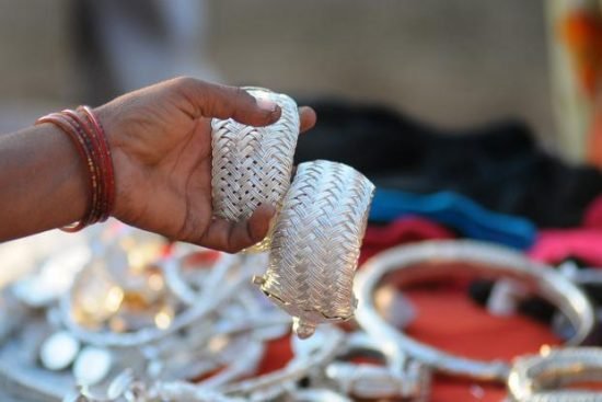 Объем импорта серебра в Индию резко вырос, индийцы отказываются сберегать в бумажной валюте