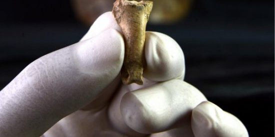 Археологами обнаружено «последнее» украшение неандертальцев