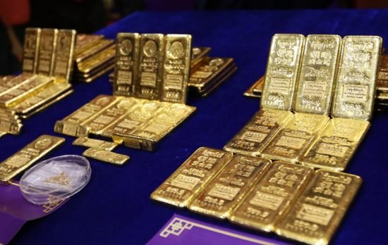Китайские инвесторы сметают золото по мере нарастания экономической тревоги