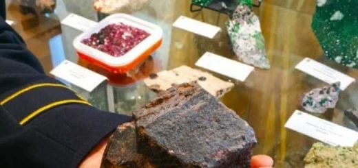 Геологи нашли самый большой кристалл граната на Урале