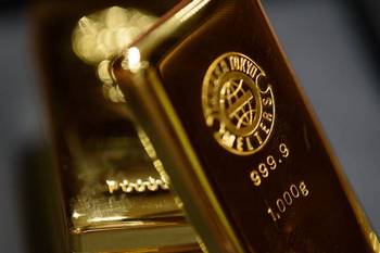 Цена золота: как поведет себя металл под давлением