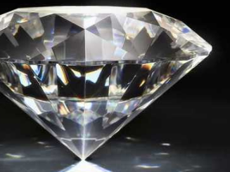 АЛРОСА проведет цифровой онлайн-аукцион алмазов спецразмеров