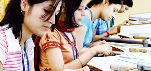 Студенты из Индии хотят учиться в Костромской области на ювелиров