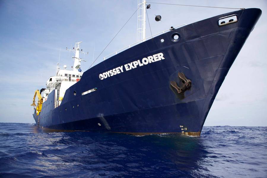На дне Атлантики обнаружено судно с 17 тоннами серебра на борту