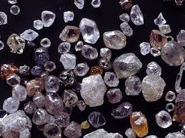 В августе на цифровом аукционе АЛРОСА продала более 1700 каратов алмазов