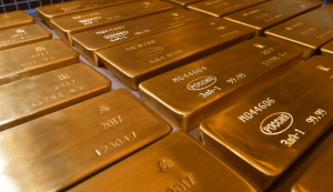 В сентябре 2020 запасы драгметаллов в банках РФ сократились в пересчете на золото на 22%