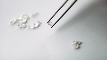 AG&J оценила решение GIA о классификации лабораторных и природных бриллиантов