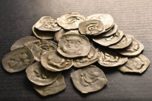 В Словакии турист нашел клад средневековых монет