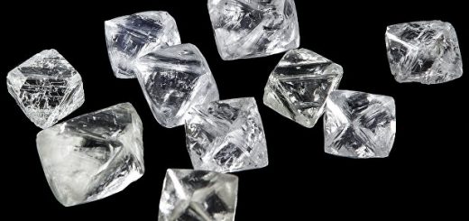 "Алроса" продала в Дубае крупные алмазы на $7,4 млн