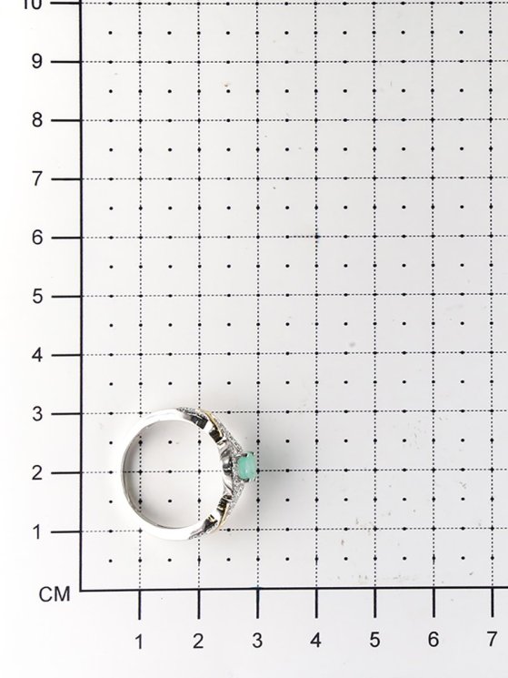 Серебряное кольцо с изумрудом нат. (o) и фианитом TEOSA KR130088-EM