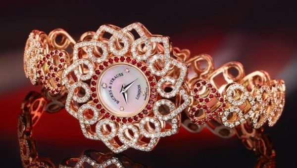 Часы Victoria Princess Red Heart компании Вackes and Strauss предназначены для Only Watch 2013
