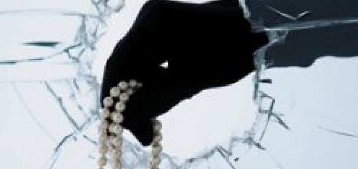 Ювелирный магазин в Уинстон-Салем ограбили                         