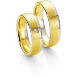 История и обычаи ношения обручальных колец в Европе История и обычаи ношения обручальных колец в Европе