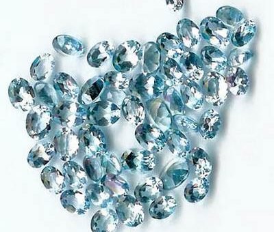 Камень цвета морской волны - аквамарин