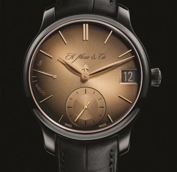H. Moser & Cie выпустила новые часы Endeavour Perpetual Calendar Black Golden Edition