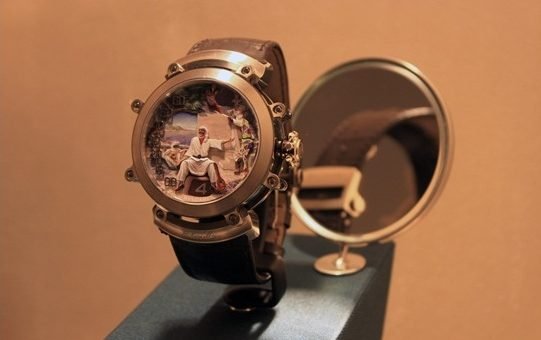 Итальянский бренд «Bulgari» демонстрирует свои лучшие часы на выставке «Chiming Time»