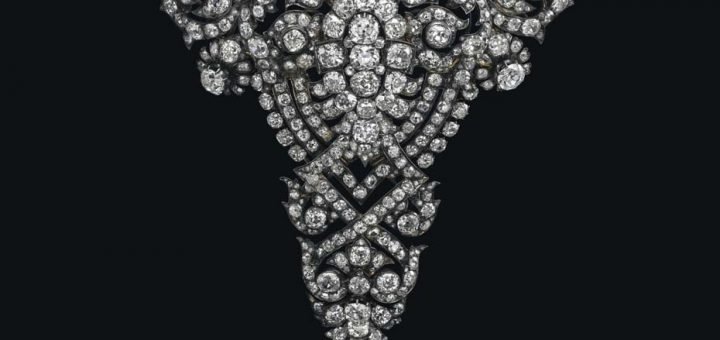 Жемчужиной аукциона Кристис «Великолепные драгоценности» в Женеве стала королевская бриллиантовая брошь