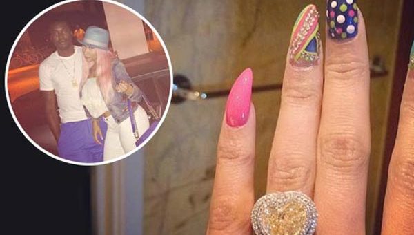 Ники Минаж похвасталась обручальным кольцом от Мика Милла