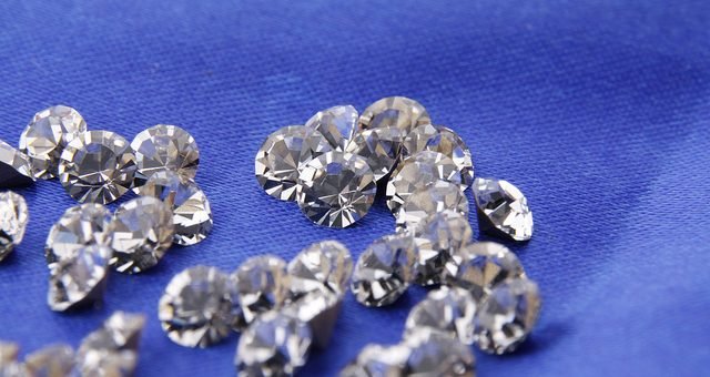 Экспорт драгоценных камней и ювелирных украшений из Индии в мае  упал на 6,9%. Экспорт ограненных и полированных алмазов снизился на 9,34%.