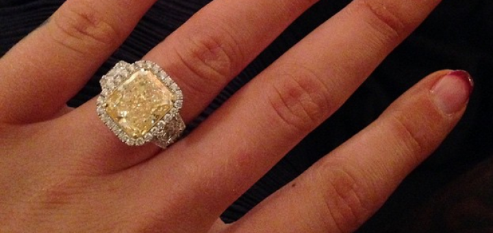 желтый бриллиант