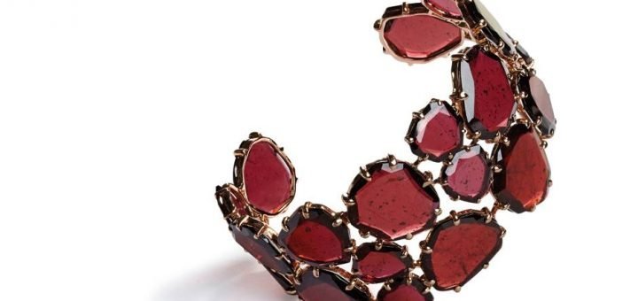 Российский ювелирный рынок приветствует появление чешского граната