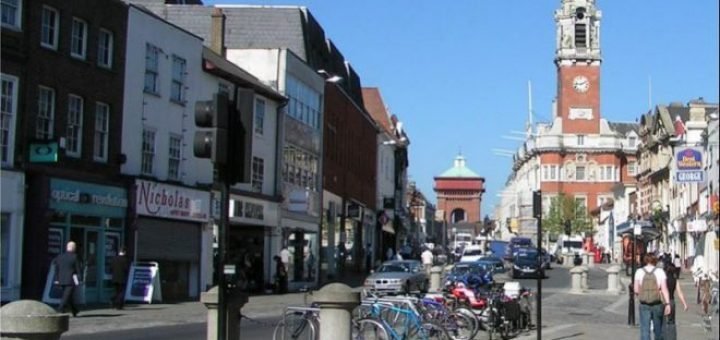 За ограбление ювелирного магазина в Колчестере арестовали двоих